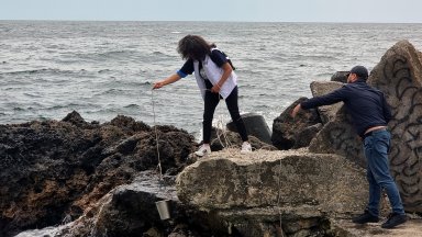 Новите наблюдения показват че потенциалното замърсяване се отдръпва от границата