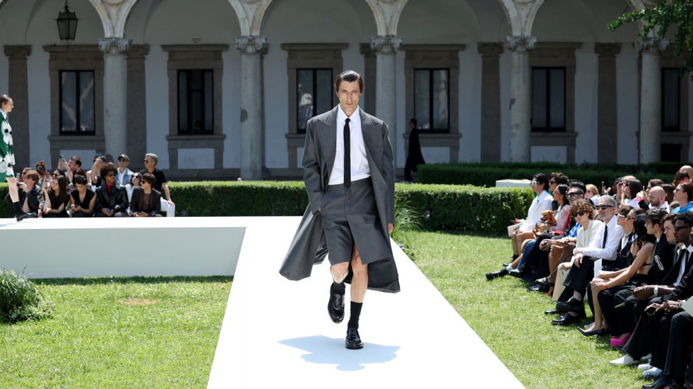 "Valentino" откри Седмицата на мъжката мода в Милано, а "Prada" впечатли посетители на форума