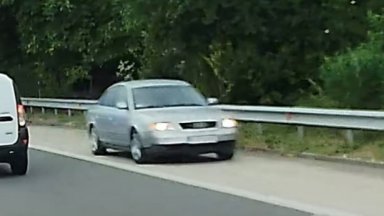 Карахме със 120 км ч и автомобилът ни изпревари намаляваха на