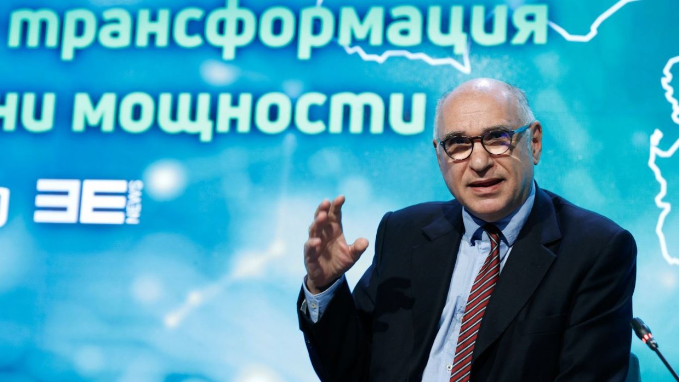 Константинос Теофилактос, генерален секретар на Института за енергийна политика в ЮИЕ