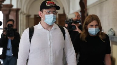 Процесът бе образуван по касационен протест и жалби на защитниците