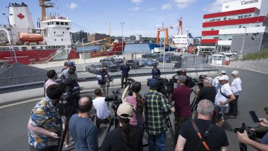 Новото решение беше обявено в момент когато властите от САЩ