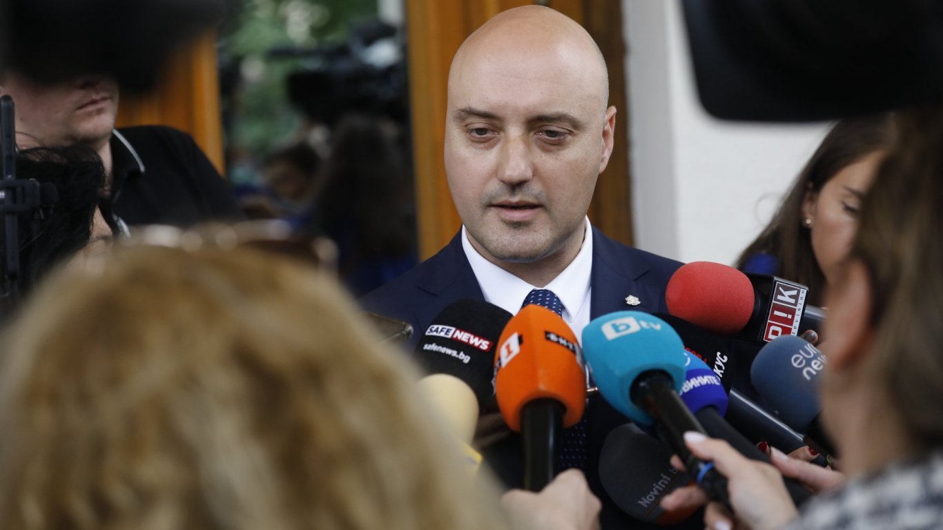 Славов: Съставът на ВСС е проблемен, екипът на Гешев все още работи в прокуратурата
