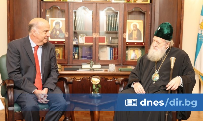 Приемът се състоя в сградата на Софийската света митрополия, а