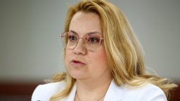 Деница Златева защити договора с "Боташ": По него получаваме достъп до газ, а не купуваме 