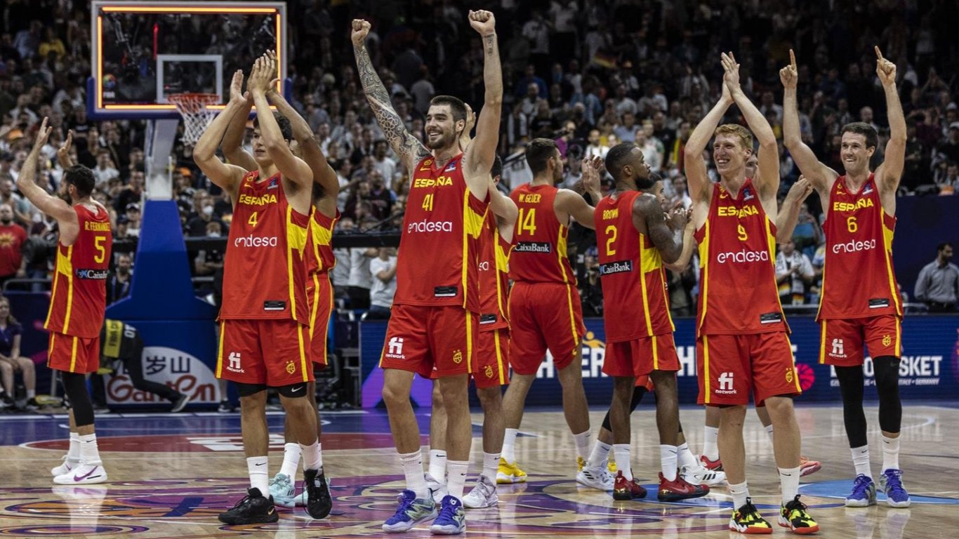 Рекорд за историята: Испания би Ливан със 102:20 на баскетбол