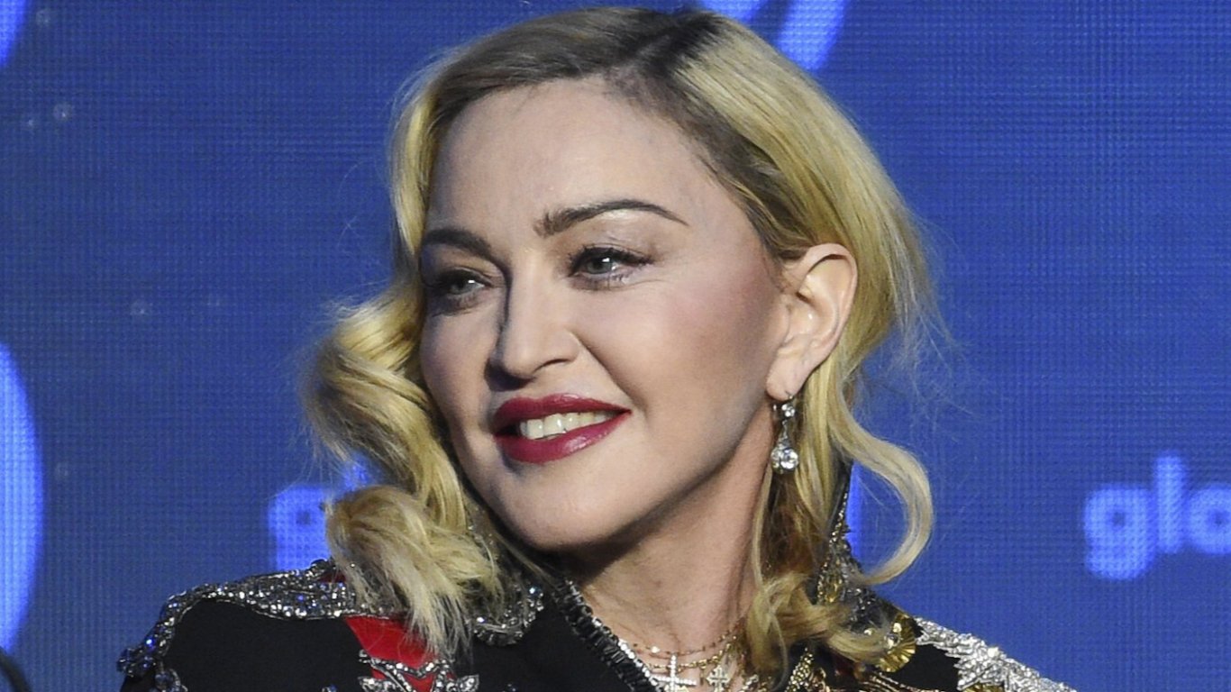 Мадона най-вероятно няма да има време да се възстанови до началото на "The Celebration Tour" 