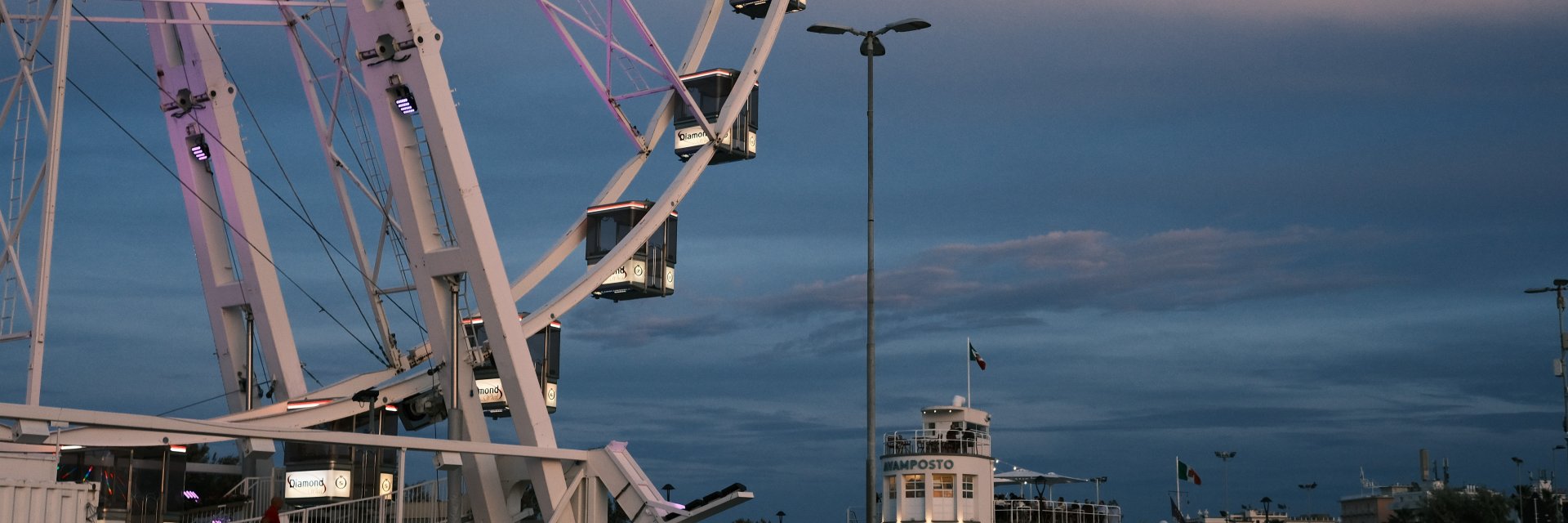 Лято по Фелини в родния му град Римини