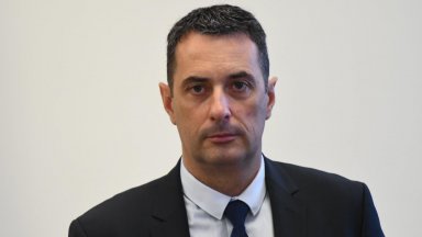 Може да бъде отнет лицензът както на пилота така и