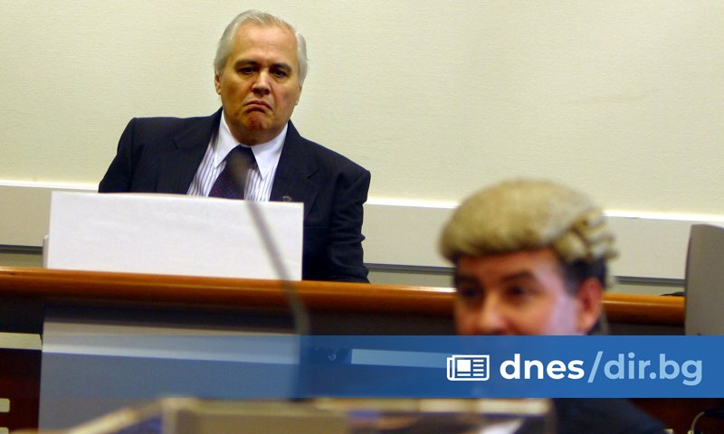 Милутинович e роден на 19 декември 1942 година в сръбската