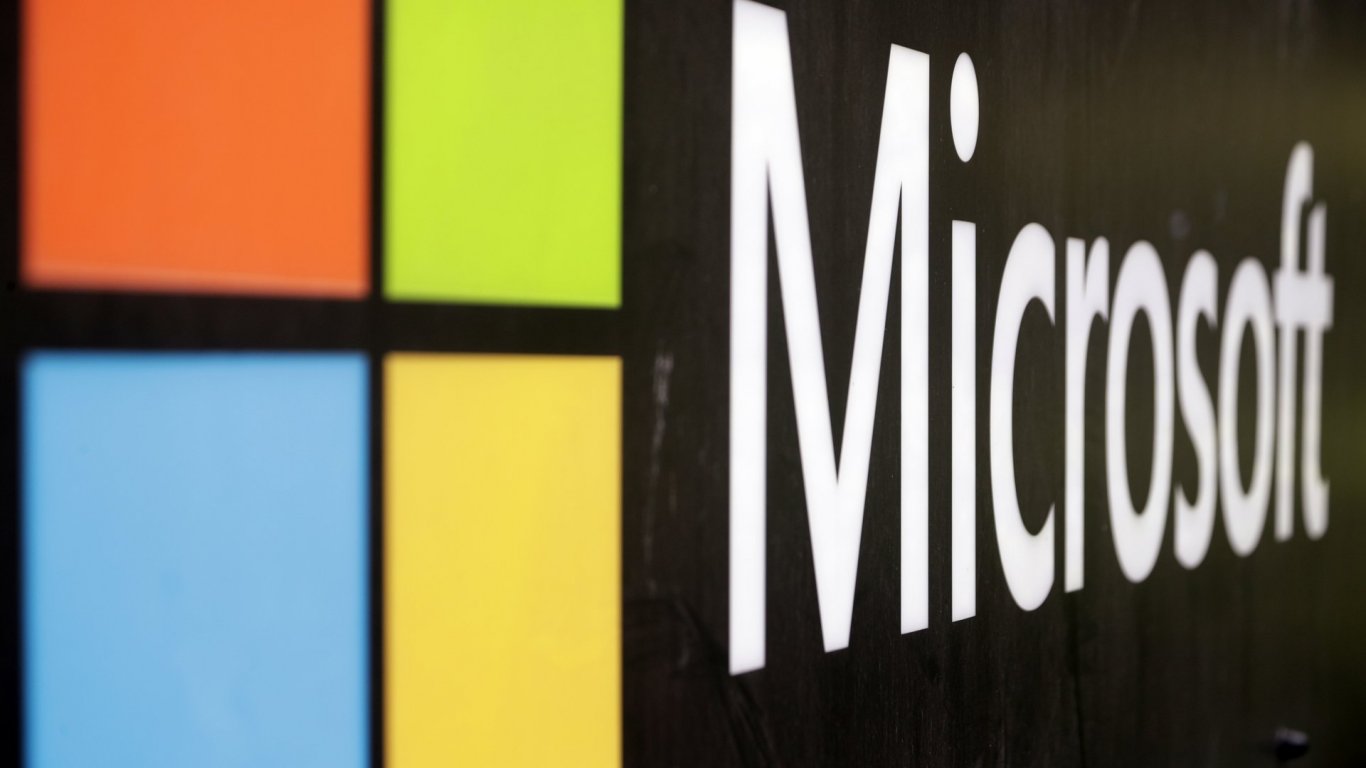 Microsoft ще дава правна защита на обвинени в плагиатство заради изкуствен интелект