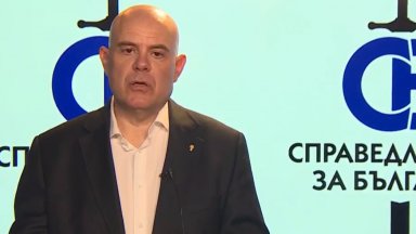 Намерението си да стане политик Гешев обяви във видеобръщение във