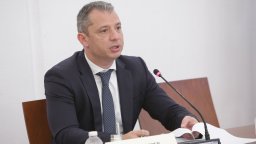 Делян Добрев: В Черно море можем да добиваме 13 млрд. куб. метра газ годишно