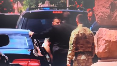 Президентът на Украйна е на еднодневно посещение в България като