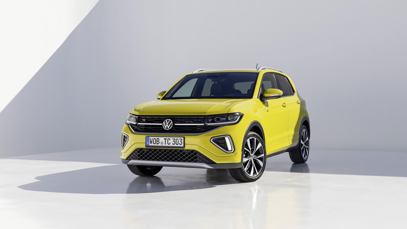 Обновеният Volkswagen T-Cross идва с модерен дизайн и свежи цветове