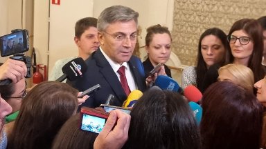 Визитата на Володимир Зеленски в България показва че Киев припознава