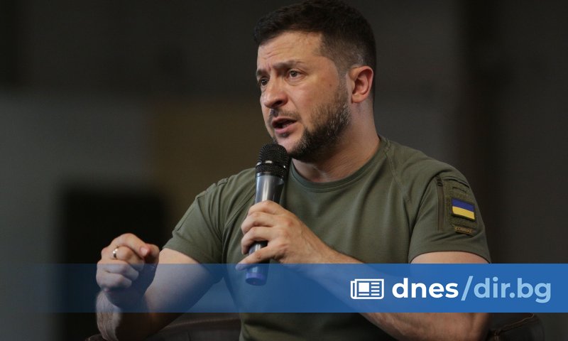 Зеленски заяви, че проверка на украинските военни окръжия е разкрила