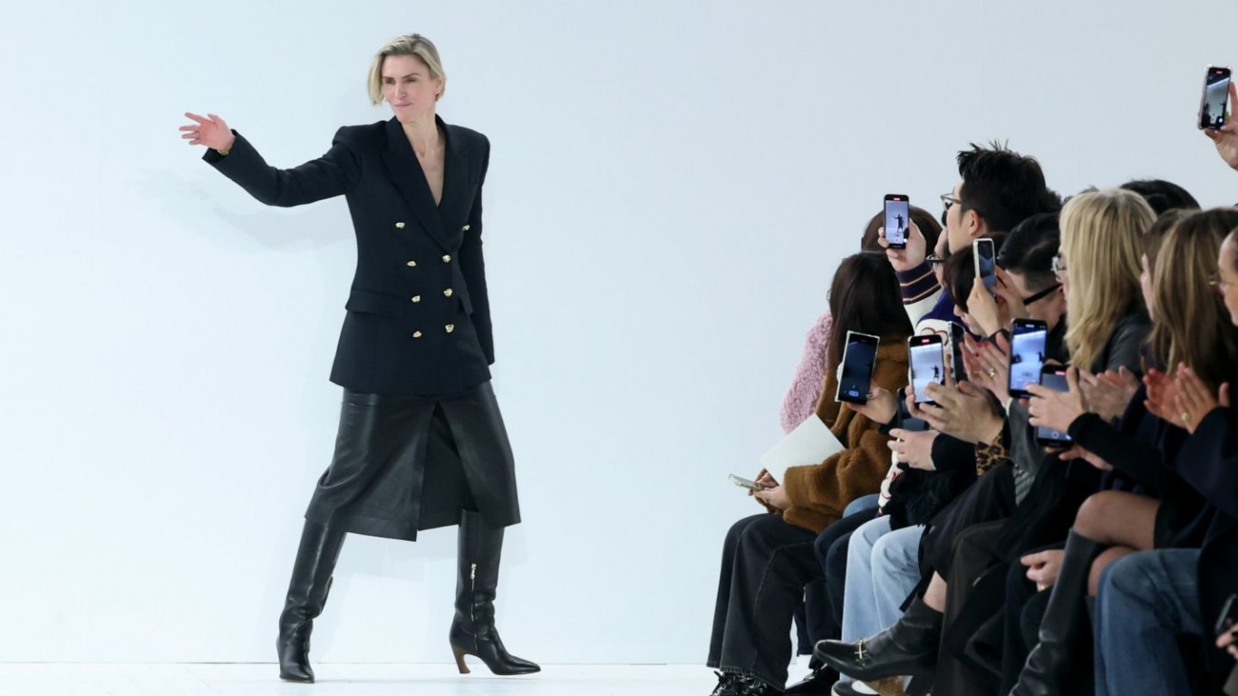 "Chloé" потвърди, че дизайнерката Габриела Хърст напуска поста творчески директор на модната къща
