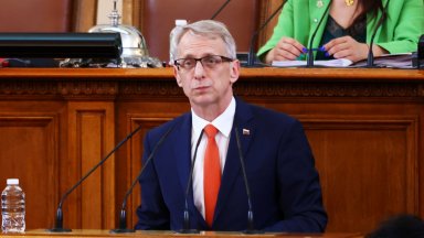 Акад. Денков: БЕХ няма да фалира, след като изплати 100% дивидент към държавата