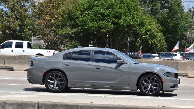 Dodge Charger търси нов собственик у нас