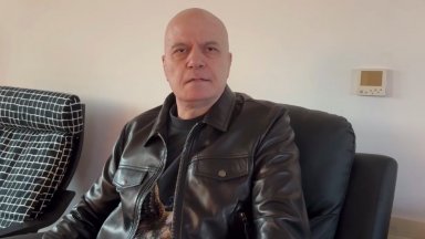 Слави Трифонов: Каквото и да стане в държавата, Борисов и Пеевски оправят проблема