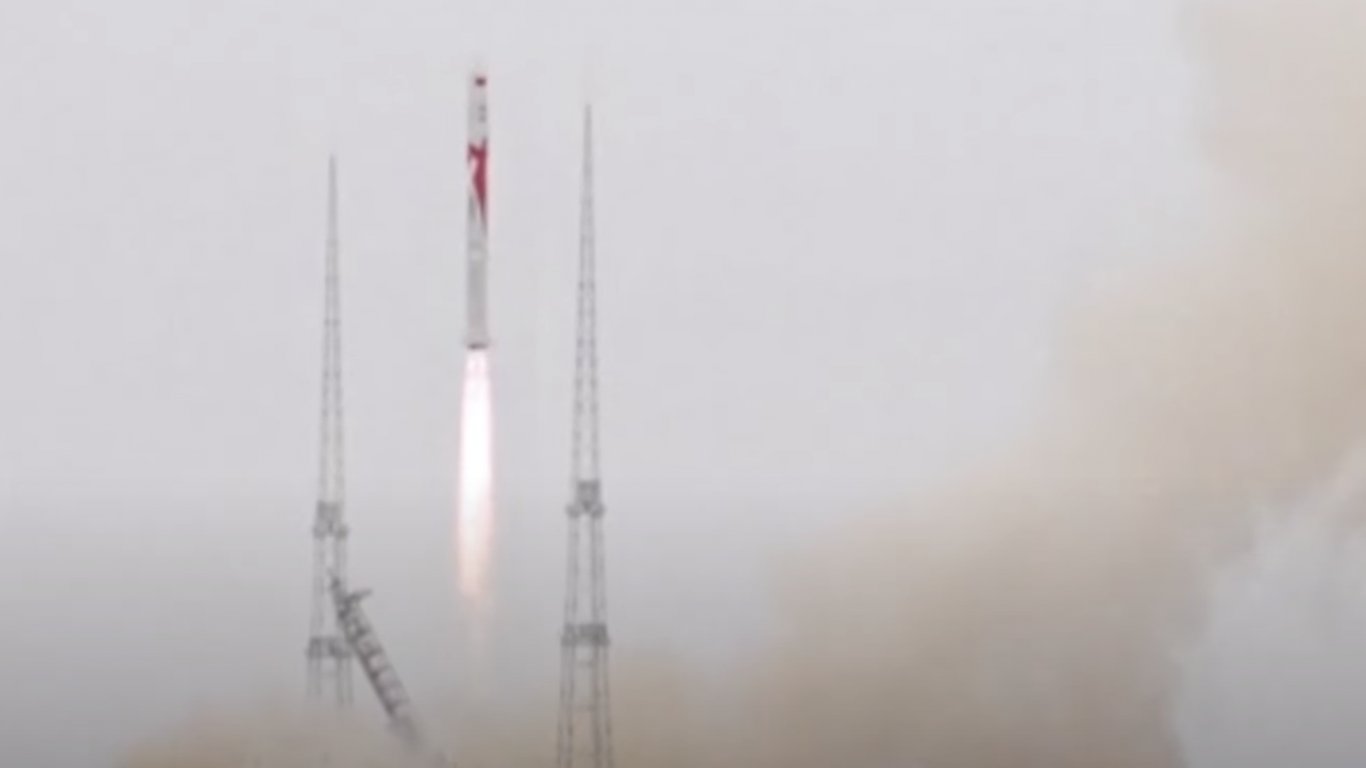 Частна китайска компания изстреля първата в света ракета, задвижвана от течен метан