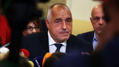Да поработят малко върху некоалиционната култура препоръча Борисов и обясни