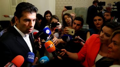 За регулаторите обсъдихме процес Ние днес следобед ще изслушаме господин