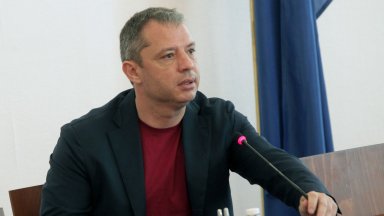 Така той отговори на заканата на министър председателя Николай Денков че