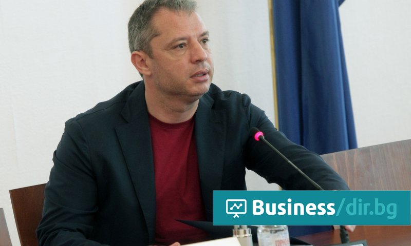 Така той отговори на заканата на министър-председателя Николай Денков, че