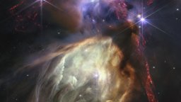Телескопът "Джеймс Уеб" показа удивителен кадър от раждането на 50 звезди