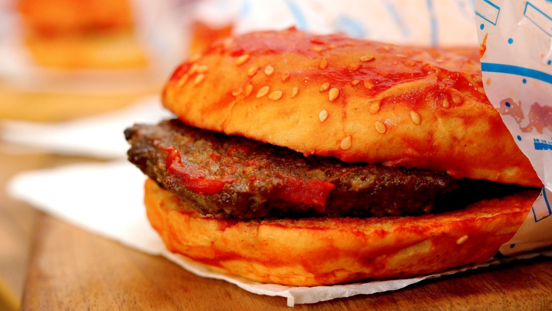 От мегдана в Истанбул: представяме ви "Ислак" бургер