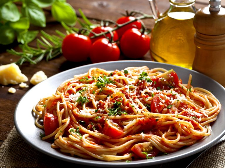 По-лесно няма накъде: Спагети с домати