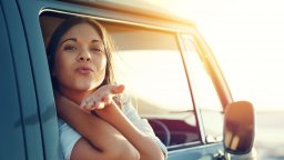 Обичат и заслужават да бъдат обичани: Трите зодии с най-чисти сърца