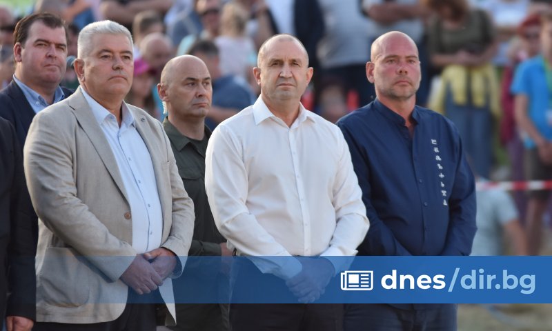 За съжаление, точно в такива критични времена българските управляващи нямат