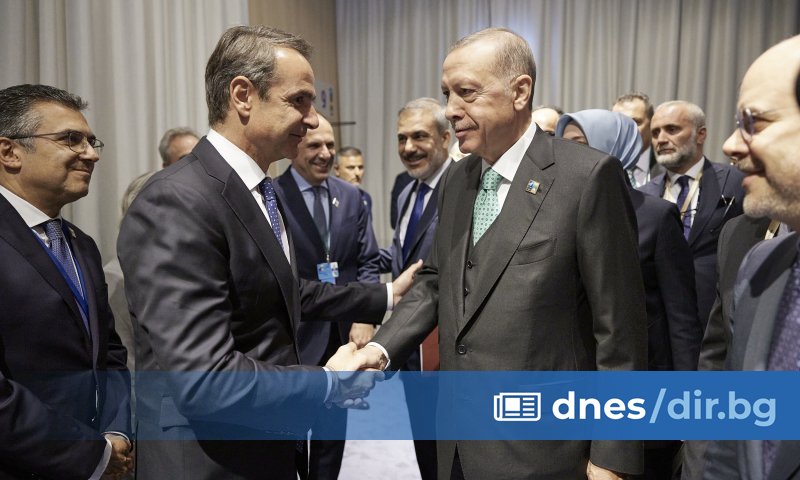 Заедно с гръцкия министър-председател Кириакос Мицотакис Ердоган ще председателства заседанието