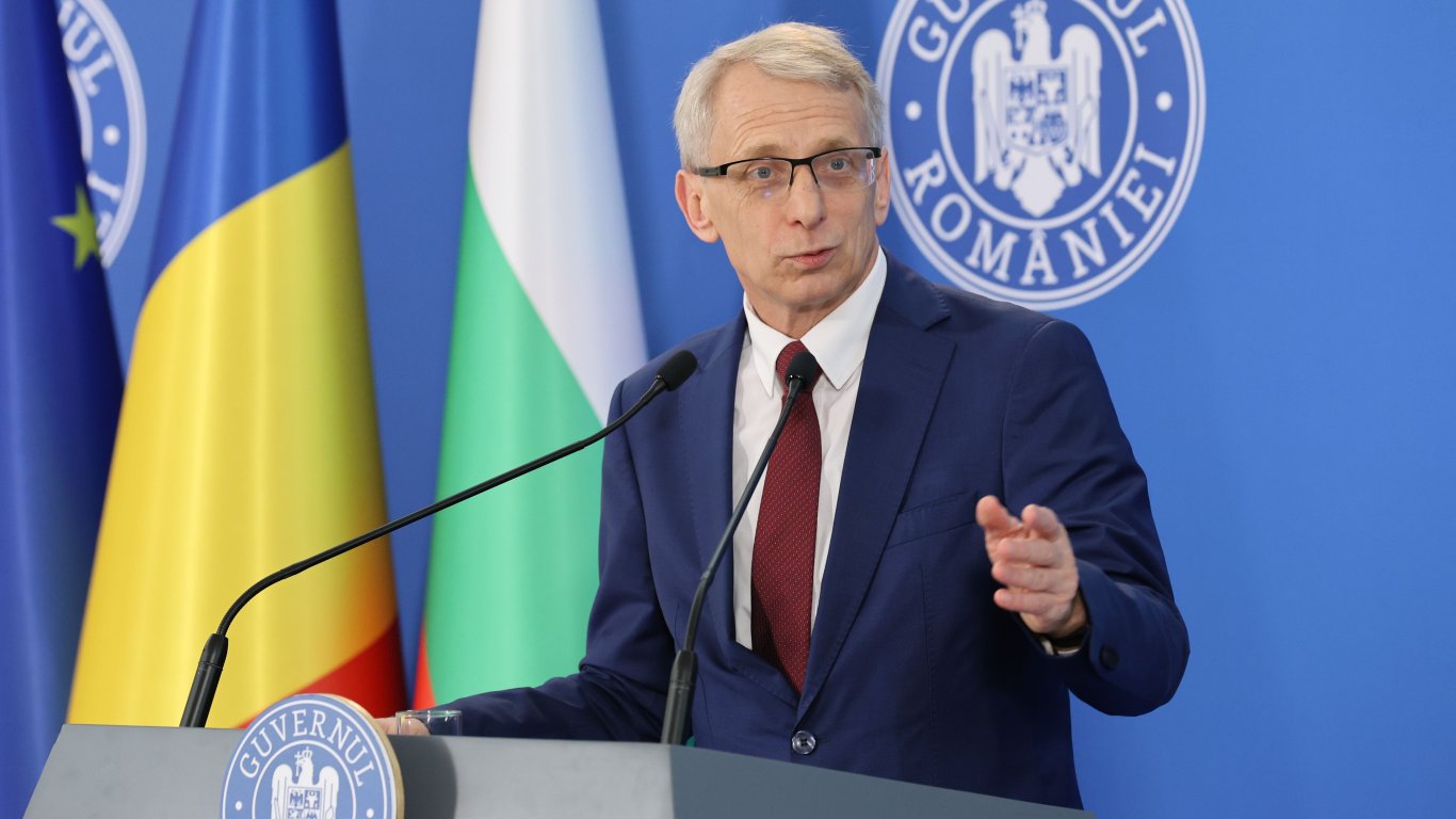 Николай Денков в Букурещ: Не разглеждаме алтернатива на Шенген