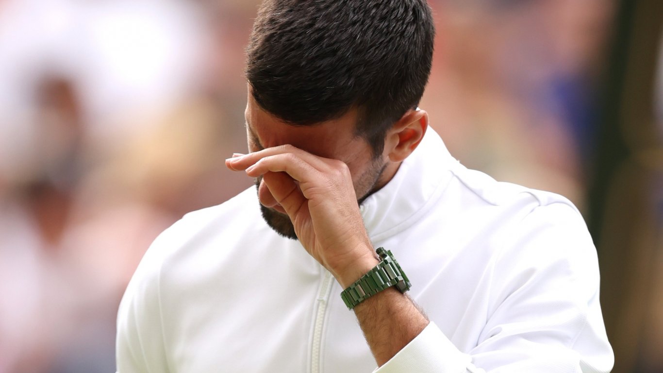 Джокович през сълзи: Победи ме по-добър тенисист