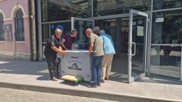 Вълчитрънското съкровище пристигна в Пловдив (снимки)