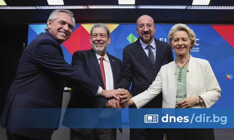 Дипломатите не успяха да постигнат съгласие по формулировката на заключителното