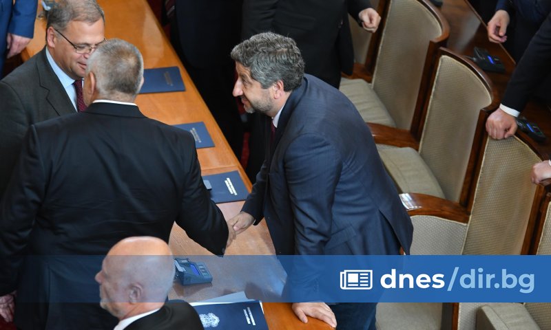 Окончателното оформяне на този документ зависи от двете коалиции, подкрепили