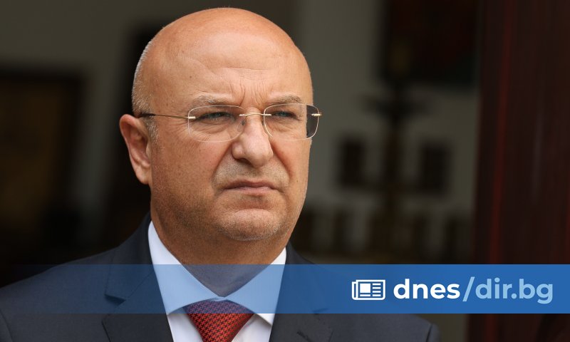 Премиерът Николай Денков обяви, че е уволнил зам.-министъра заради хаотичните