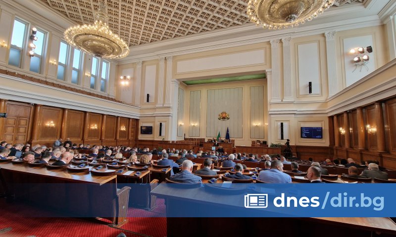На второ четене се разглеждат текстовете от бюджета на Държавното
