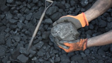 Китай отчита рекордно висок внос на въглища в цялата си история
