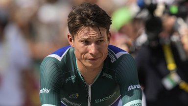 Как бедствието Яспер отвя конкуренцията на "Тур дьо Франс"