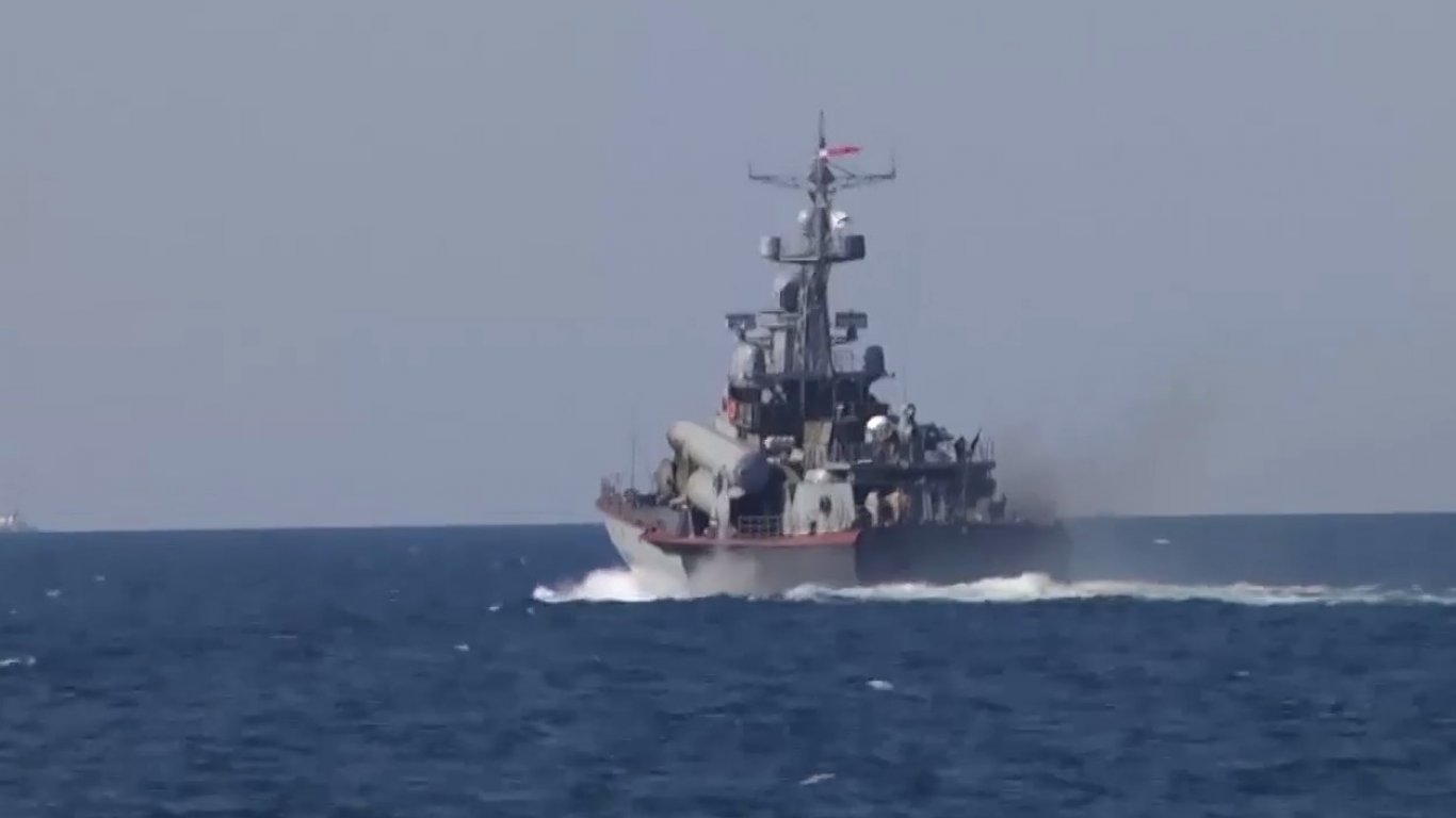 Русия и Китай приключиха съвместните си военни учения в Японско море