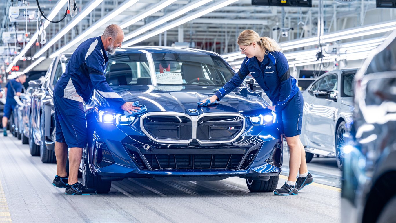 В Германия започна производството на новото BMW i5