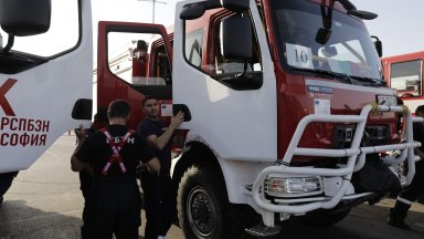 Пристигнах в събота с още 49 колеги допълнихме нашия екип