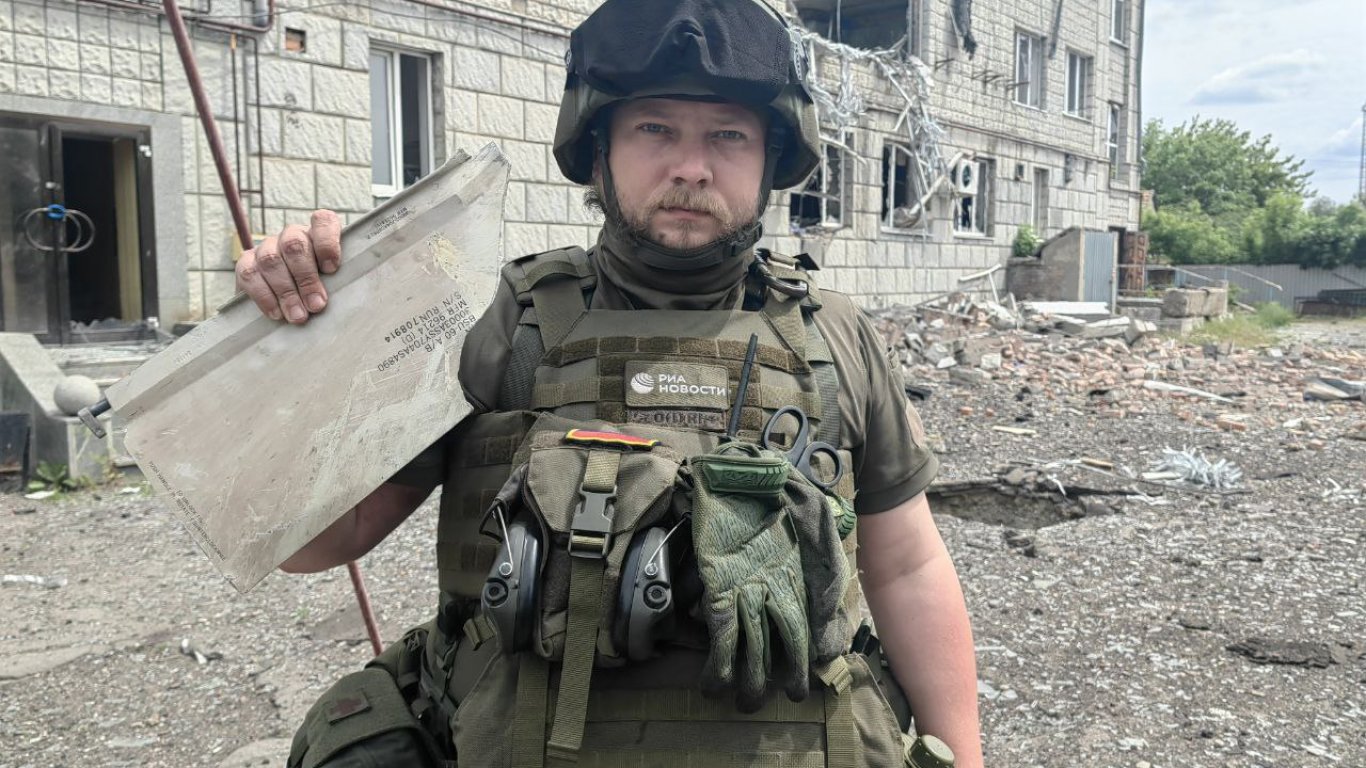 Касетачни бомби удариха журналисти от двете страни на фронта в Украйна, убит е кореспондент на РИА Новости