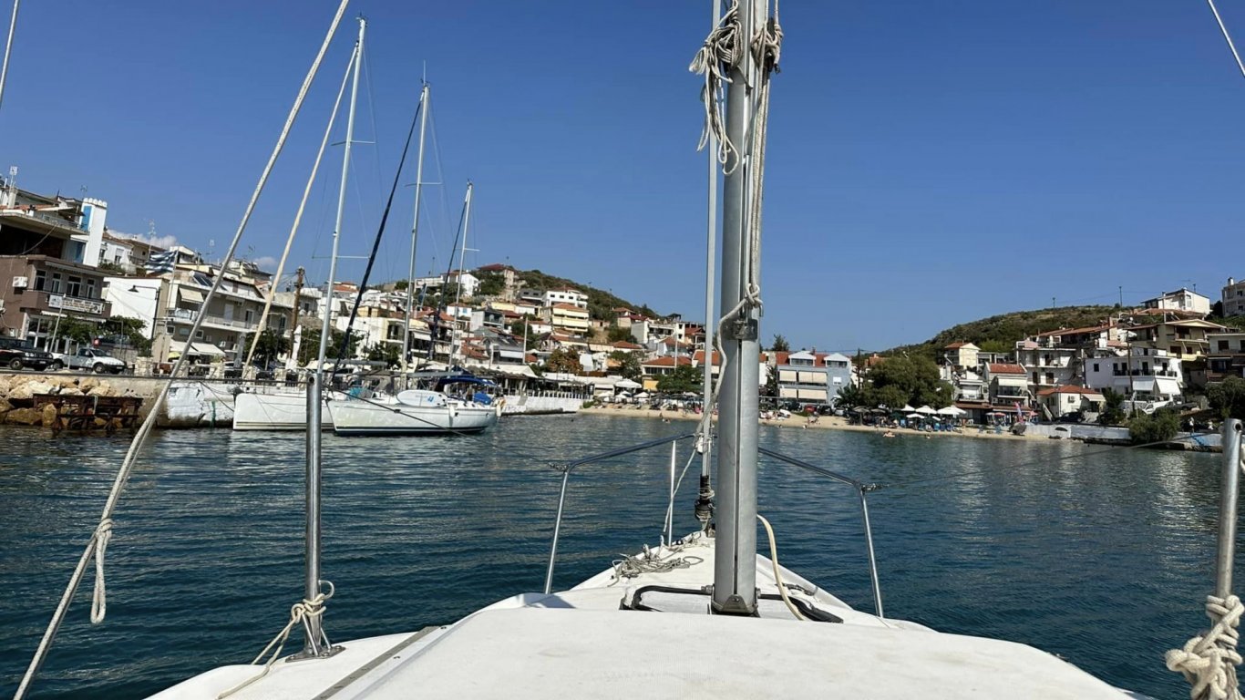 Ще проверяват свидетелствата за управление на кораби и моторни лодки на българите в Гърция
